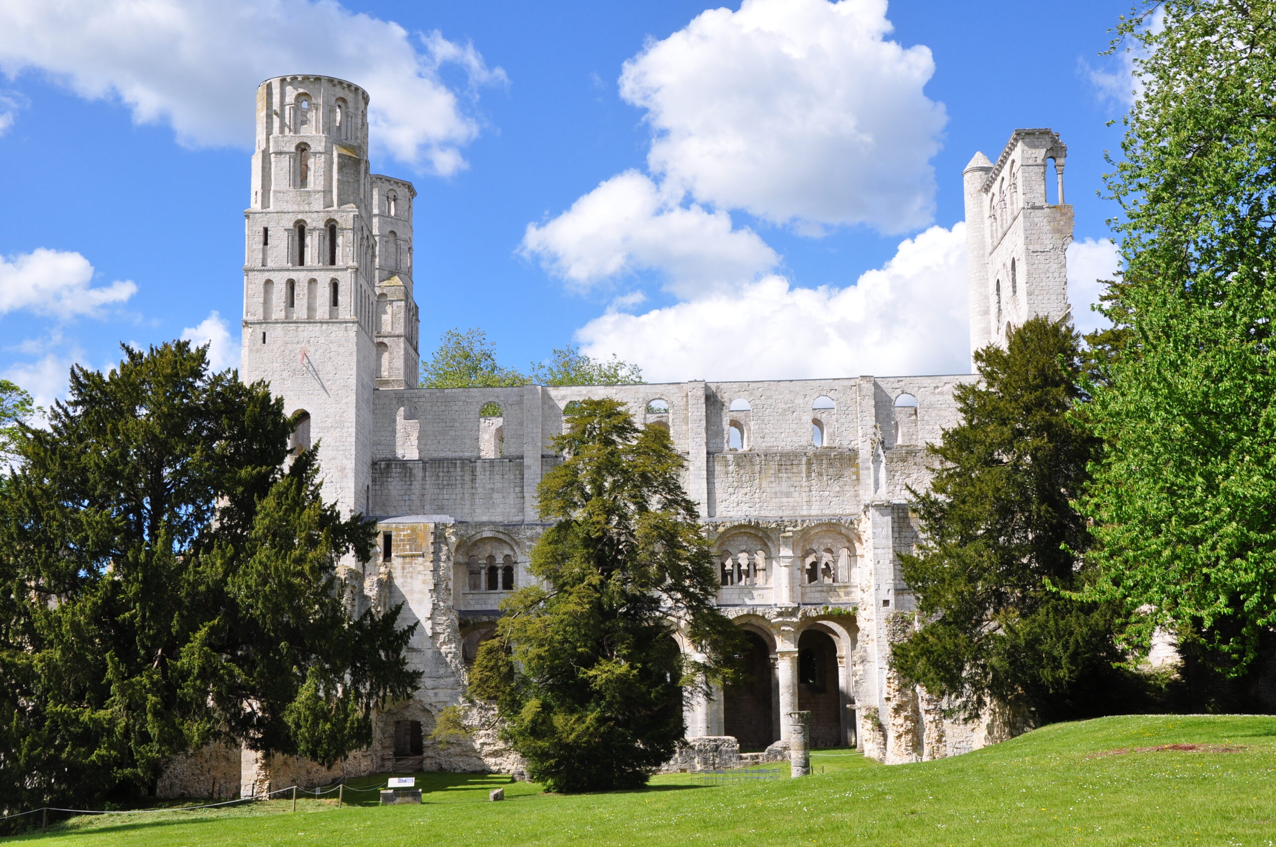 Ruines de l'abbaye de Jumièges en Seine-Maritime