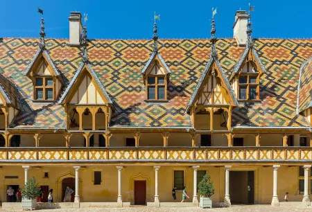 Hospice de Beaune - Cour Hôtel Dieu
