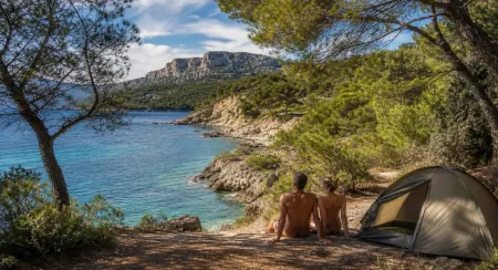 Camping naturiste en France : régions, règles et bons plans