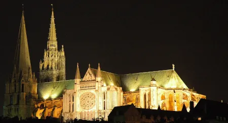 Cathédrale de Chartres, vue nocturne, Eure-et-Loir