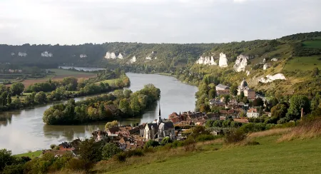 Camping dans l'Eure : Seine, forêts et villages de charme
