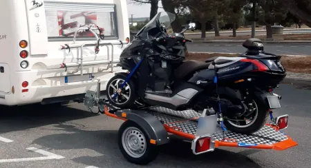Guide d’achat : comment choisir la remorque moto idéale pour partir en camping-car ?