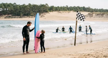 Camping et surf en famille sur la côte atlantique : progresser pendant le séjour