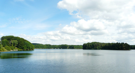 Lac de Saint-Étienne-de-Cantales