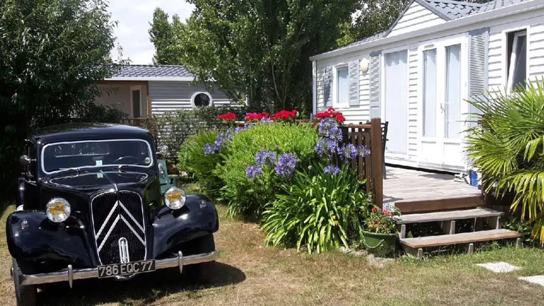 CAMPING LES GENÊTS