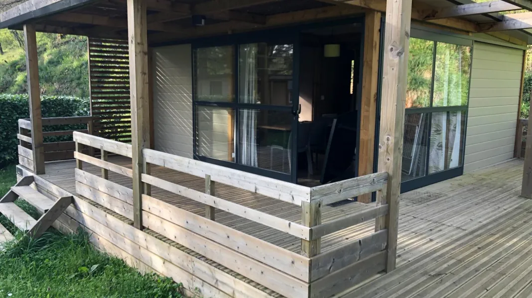 CAMPING LES BERGES DU DOUX