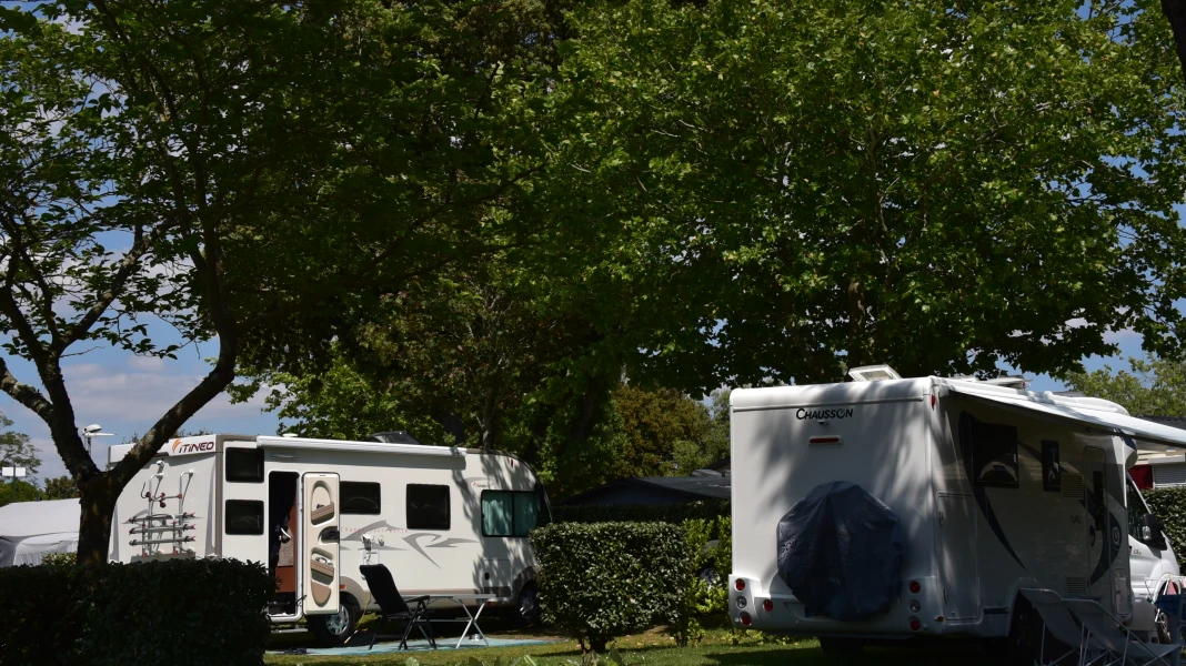 CAMPING DOMAINE DE BERNEZAC - ACCCF