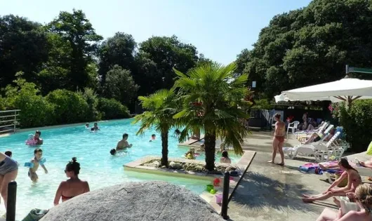 Flower Camping Le Martinet Rouge