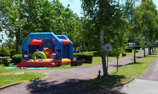 Camping Le Mont Joli Bois