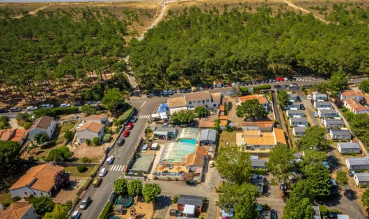 Camping Les Flots Bleus