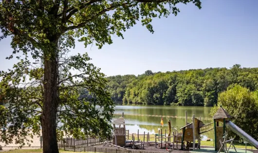 Flower Camping et Base de Loisirs de Rouffiac