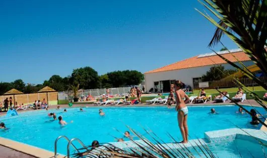 Camping Romanée - L'Evasion