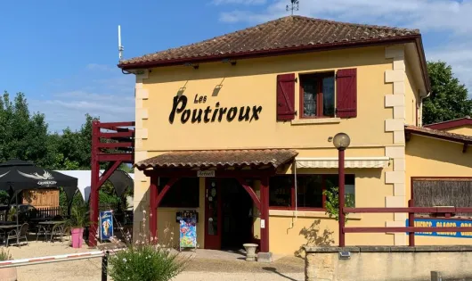Camping Ushuaïa Villages Le Poutiroux