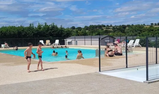 Camping Au Lac d'Hautibus***