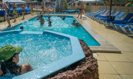 Camping Paradis Family des Issoux d'Ardèche