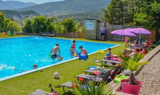 Flower Camping les Hauts de Rosans