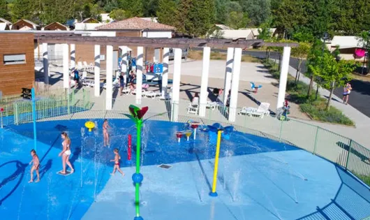 Camping Les Mimosas