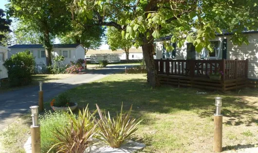 Camping Les Acacias