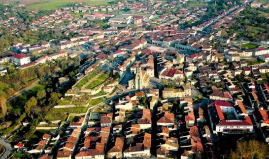 VVF Villages - Pays du Gers - Mauvezin