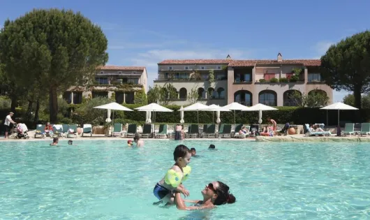Pierre & Vacances Village Pont-Royal en Provence